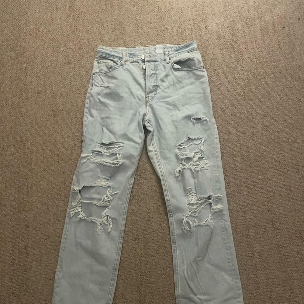 H&M 90s boyfriend jean